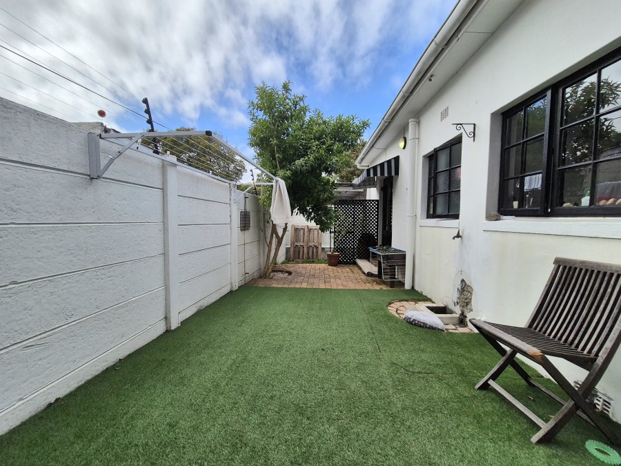2 Bedroom Property for Sale in Wynberg Western Cape